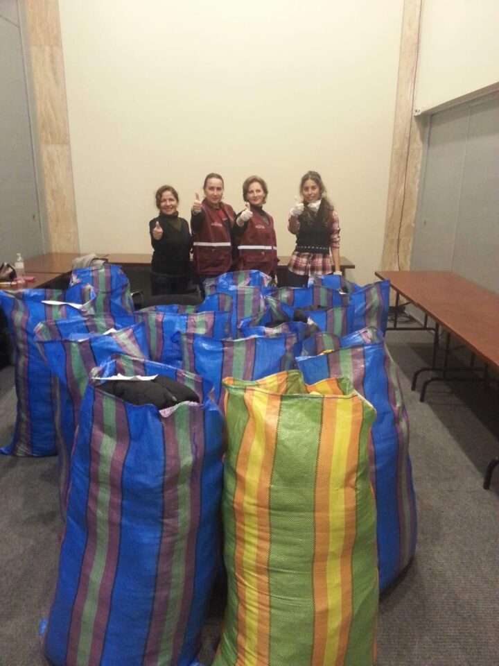 Paquetes de donacion preparados para bomberos Paquetes de donacion preparados para bomberos